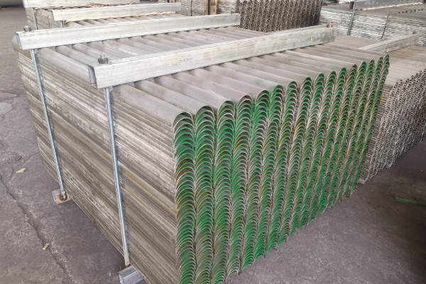 水冷壁防磨瓦是什麽材質的 水冷壁防磨瓦是什麽材質的