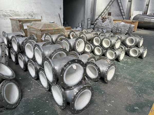 90°高耐磨內襯陶瓷彎頭DN125 90°高耐磨內襯陶瓷彎頭DN125